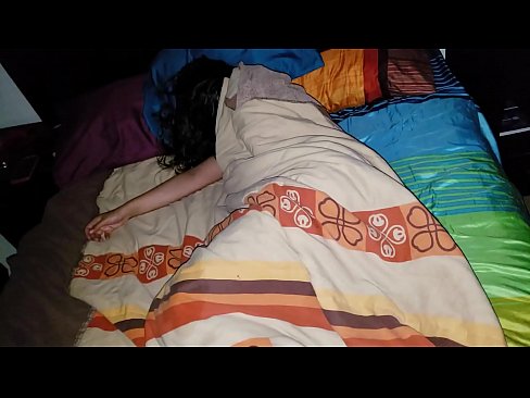 ❤️ El fillastre renya la seva jove madrastra mentre dorm. ❤️ Porno al porno ca.dreamlandpassionfever.ru